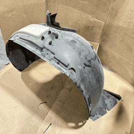 2018-2020 VOLKSWAGEN ATLAS FRONT RIGHT PASSENGER FENDER LINER SPLASHGUARD OEM