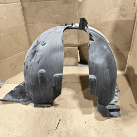 2018-2020 VOLKSWAGEN ATLAS FRONT RIGHT PASSENGER FENDER LINER SPLASHGUARD OEM