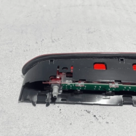 2018-2023 VOLKSWAGEN ATLAS SE REAR HIGH MOUNT 3RD STOP BRAKE LIGHT LAMP OEM