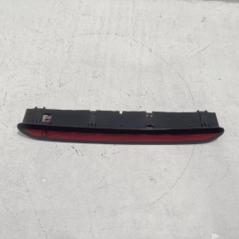 2018-2023 VOLKSWAGEN ATLAS SE REAR HIGH MOUNT 3RD STOP BRAKE LIGHT LAMP OEM