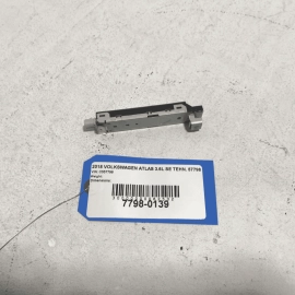 2018-2024 VOLKSWAGEN ATLAS ANTENNA AMP AMPLIFIER DRIVER SIDE BOOSTER MODULE OEM