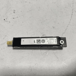 2018-2024 VOLKSWAGEN ATLAS ANTENNA AMP AMPLIFIER DRIVER SIDE BOOSTER MODULE OEM