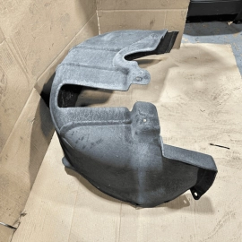 2018-2020 VOLKSWAGEN ATLAS REAR LEFT DRIVER FENDER LINER SPLASHGUARD OEM