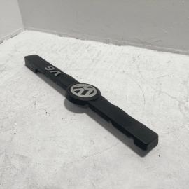 2018 VOLKSWAGEN ATLAS 3.6L V6 IGNITION COIL TRIM COVER OEM