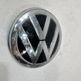 2018-2020 Volkswagen Atlas Front Bumper Grille Emblem OEM