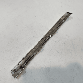 2018-2020 Volkswagen Atlas Front Center  Radiator Grille Molding OEM