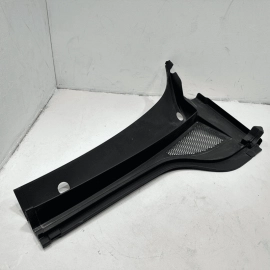2018-2020 Volkswagen Atlas Windshield Left Side Wiper Cowl Panel Grille OEM