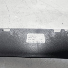 2018-2019 VOLKSWAGEN ATLAS DASH PASSENGER SIDE TRIM COVER W/ AIR VENT GRILLE OEM