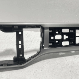 2018-2019 VOLKSWAGEN ATLAS DASH PASSENGER SIDE TRIM COVER W/ AIR VENT GRILLE OEM