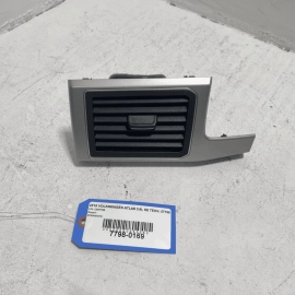 2018-2019 VOLKSWAGEN ATLAS DASH LEFT DRIVER SIDE INNER AIR VENT GRILLE OEM