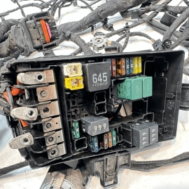 2018 Volkswagen Atlas SE 3.6L Engine Bay Room Main Wire Harness w/Fuse Box OEM