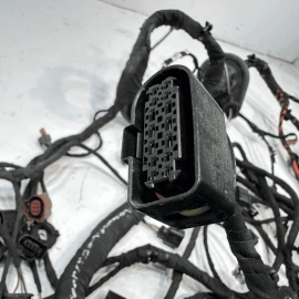 2018 Volkswagen Atlas SE 3.6L Engine Bay Room Main Wire Harness w/Fuse Box OEM