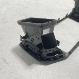 2018-2019 VOLKSWAGEN ATLAS DASH CENTER INNER AIR VENT GRILLE OEM