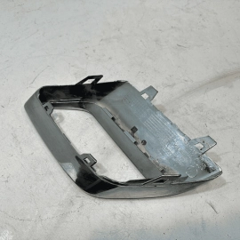2018-2020 Volkswagen Atlas Rear Bumper Right Trim Exhaust Tail Pipe OEM