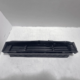 2018-2023 VOLKSWAGEN ATLAS 3.6L RADIATOR AIR DUCT GRILLE GRILL AIR SHUTTER OEM