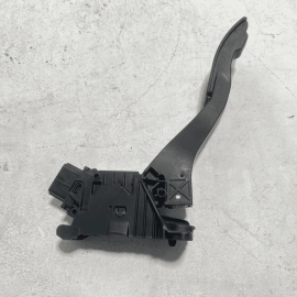 2018-2024 VOLKSWAGEN ATLAS GAS PEDAL ACCELERATOR THROTTLE SENSOR OEM OEM