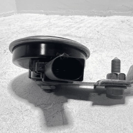 2018-2023 VOLKSWAGEN ATLAS ANTI THEFT ALARM SIREN HORN W/ BRACKET OEM