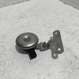 2018-2023 VOLKSWAGEN ATLAS ANTI THEFT ALARM SIREN HORN W/ BRACKET OEM