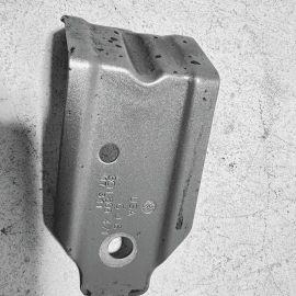 2018-2024 VOLKSWAGEN ATLAS FRONT LEFT DRIVER SIDE FENDER REAR MOUNT BRACKET OEM