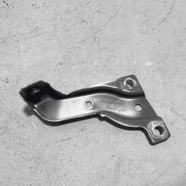 2018-2024 VW ATLAS FRONT RIGHT PASSENGER FENDER UPPER REINFORCEMENT BRACKET OEM