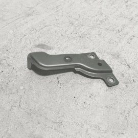 2018-2024 VW ATLAS FRONT LEFT DRIVER FENDER UPPER REINFORCEMENT BRACKET OEM