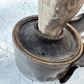 HONDA PILOT 2016-2022 FRONT RIGHT PASSENGER SIDE LOWER CONTROL ARM OEM =DAMAGE= HONDA PILOT 2016-2022 FRONT RIGHT PASSENGER SIDE LOWER CONTROL ARM OEM =DAMAGE=