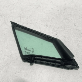 2016-2022 HONDA PILOT DOOR WINDOW CORNER GLASS FRONT LEFT DRIVER SIDE OEM