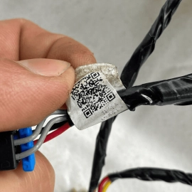 2017-2020 Tesla Model S Front Right Passenger Seat Back Upper Cushion OEM B 2017-2020 Tesla Model S Front Right Passenger Seat Back Upper Cushion OEM B