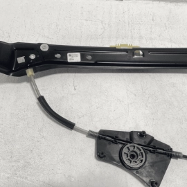 2018-2025 Volkswagen Atlas Front Right Passenger Side Door Window Regulator OEM