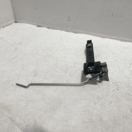 HONDA PILOT 2016-2022 REAR LEFT SIDE EXTERIOR DOOR HANDLE BASE BRACKET OEM