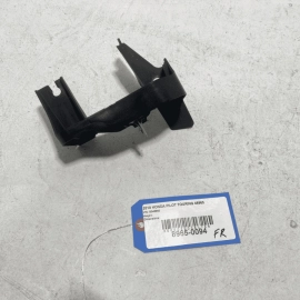 HONDA PILOT 2016-2018 INNER BUMPER COVER UPPER BRACKET FRONT PASSENGER SIDE OEM