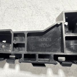 HONDA PILOT FRONT BUMPER PASSENGER SIDE MOUNT SUPPORT BRACKET 2016-17-2018 OEM