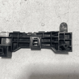 HONDA PILOT FRONT BUMPER PASSENGER SIDE MOUNT SUPPORT BRACKET 2016-17-2018 OEM