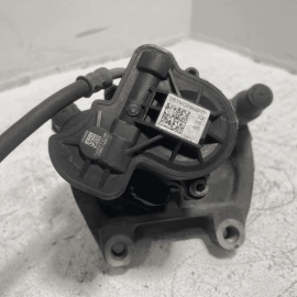 2018-2025 VW ATLAS REAR LEFT DRIVER CALIPER W/SUPPORT PARKING BRAKE ACTUATOR OEM