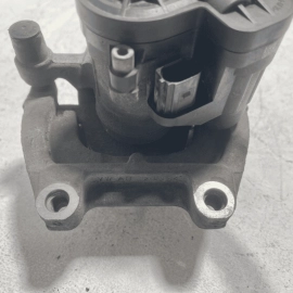 2018-2025 VW ATLAS REAR PASSENGER CALIPER W/SUPPORT PARKING BRAKE ACTUATOR OEM