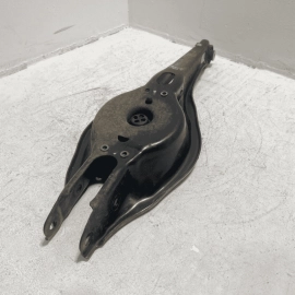 2018-2025 VOLKSWAGEN ATLAS REAR DRIVER OR PASSENGER SIDE LOWER CONTROL ARM OEM