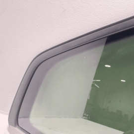 2018-2025 VOLKSWAGEN ATLAS REAR PASSENGER SIDE QUARTER PANEL WINDOW GLASS OEM