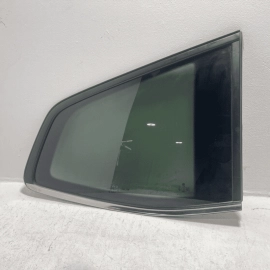 2018-2025 VOLKSWAGEN ATLAS REAR PASSENGER SIDE QUARTER PANEL WINDOW GLASS OEM