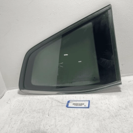 2018-2025 VOLKSWAGEN ATLAS REAR PASSENGER SIDE QUARTER PANEL WINDOW GLASS OEM