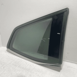 2018-2025 VOLKSWAGEN ATLAS REAR PASSENGER SIDE QUARTER PANEL WINDOW GLASS OEM