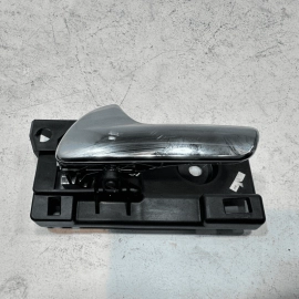 JEEP GRAND CHEROKEE 2011-2021 FRONT OR REAR DRIVER SIDE INTERIOR DOOR HANDLE OEM