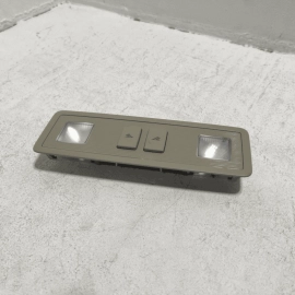 VOLKSWAGEN ATLAS ROOF OVERHEAD REAR DOME LIGHT READING LAMP 2018 - 2020 OEM