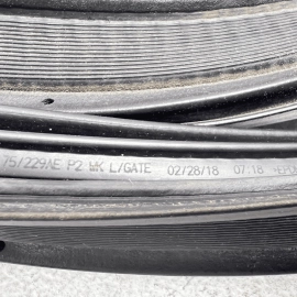 2011-2022 Jeep Grand Cherokee Tailgate Liftgate Door Body Weatherstrip Seal OEM