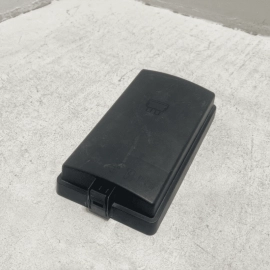VOLKSWAGEN ATLAS ENGINE COMPARTMENT FUSE RELAY BOX UPPER COVER 2018-2023 OEM