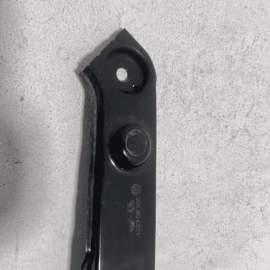 2018-2020 VOLKSWAGEN ATLAS RADIATOR SUPPORT LEFT SIDE UPPER TIE BAR BRACKET OEM