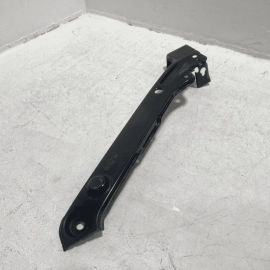2018-2020 VOLKSWAGEN ATLAS RADIATOR SUPPORT LEFT SIDE UPPER TIE BAR BRACKET OEM
