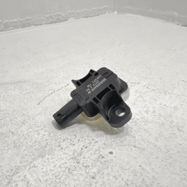 11-21 JEEP GRAND CHEROKEE FRONT OR REAR DOOR CRASH IMPACT PRESSURE SENSOR  OEM