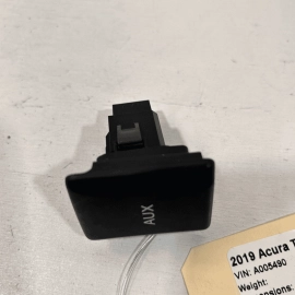 Acura TLX 2015-2020 Center Console Audio AUX Auxiliary In Jack Switch Butto Acura TLX 2015-2020 Center Console Audio AUX Auxiliary In Jack Switch Butto