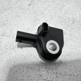 2018-2023 VOLKSWAGEN ATLAS REAR RIGHT OR LEFT DOOR IMPACT SENSOR OEM 1PCS