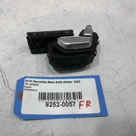 2010-2016 MERCEDES E350 W212 FRONT PASSENGER DOOR SEAT MEMORY ADJUST SWITCH OEM